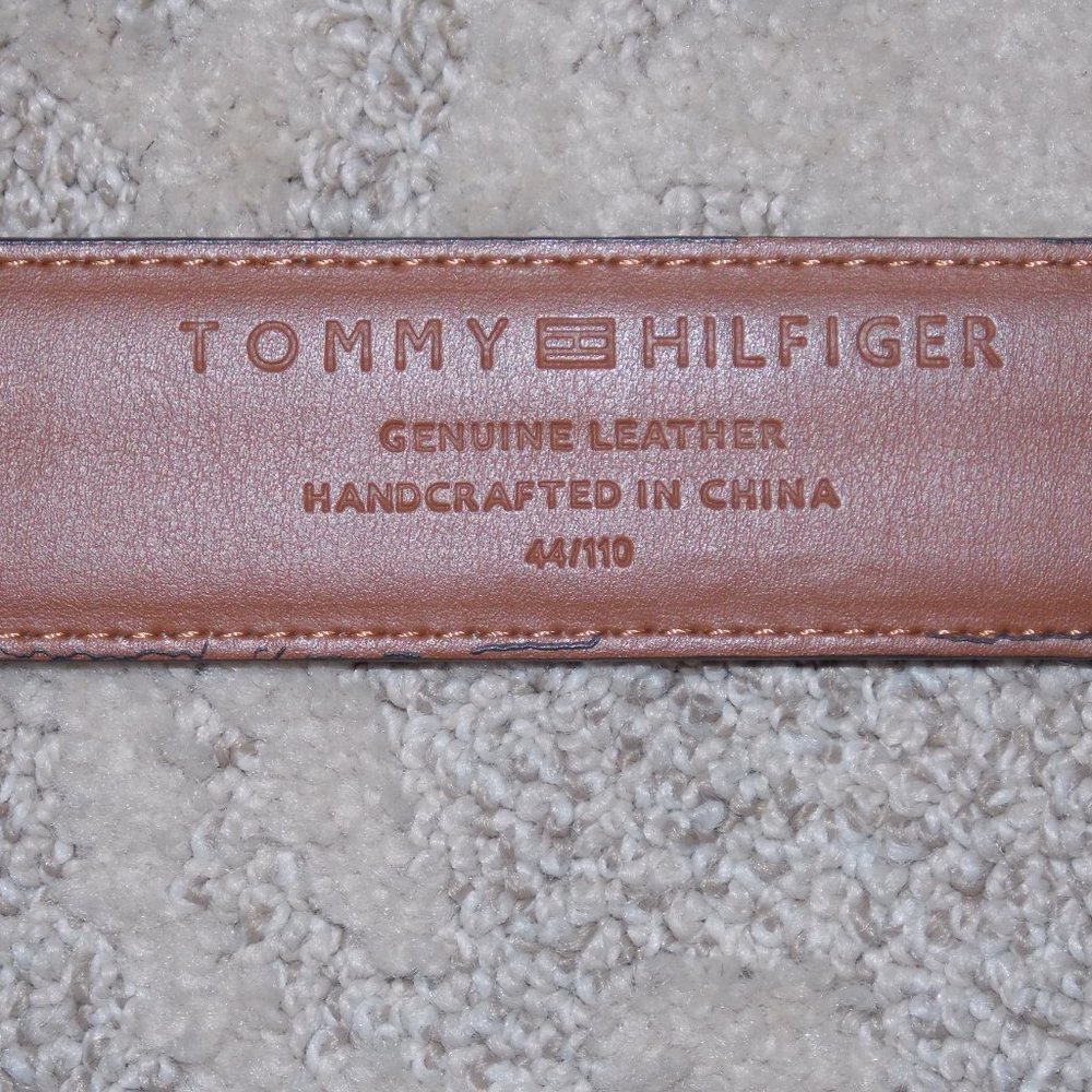 🔥2 for $10🔥 Tommy Hilfiger Brown Belt Size 44 - Picture 5 of 7